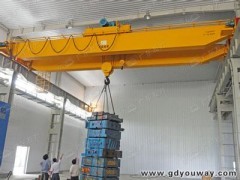 南寧電動葫蘆橋式起重機施工現(xiàn)場及供應(yīng)產(chǎn)品介紹